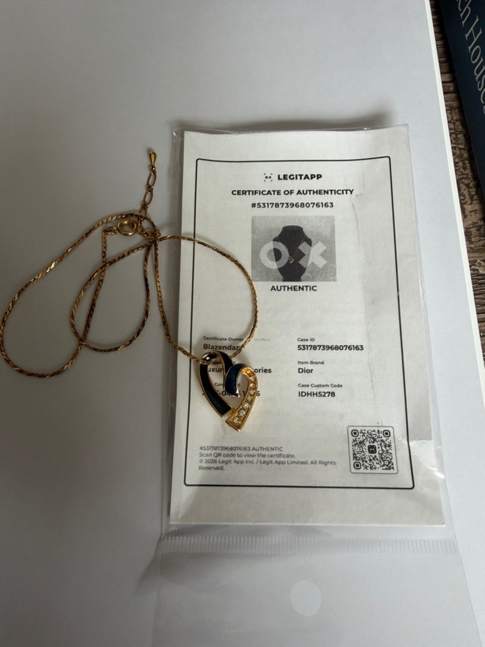 Dior Gold-Heart Motif Pendant Necklace - Picture 3 of 8